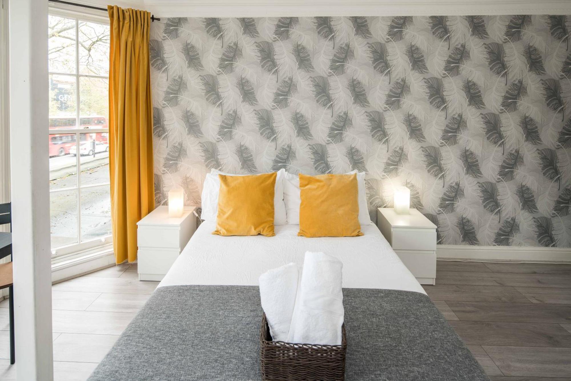 Private Double Room Shared Bathroom Near City Centre Londres Exterior foto